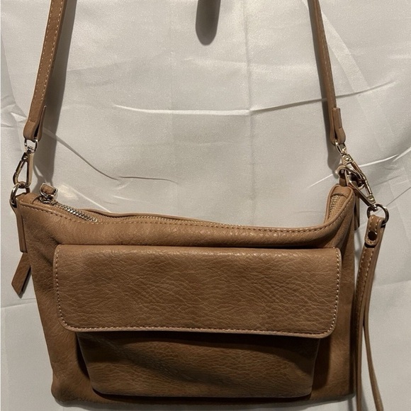 SHIRALEAH Chicago Soft Vegan Leather Crossbody Bag Camel Brown T30 - Picture 3 of 10
